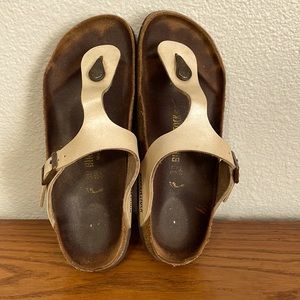 Gizeh Birkenstock sandals - Gold. Size 39